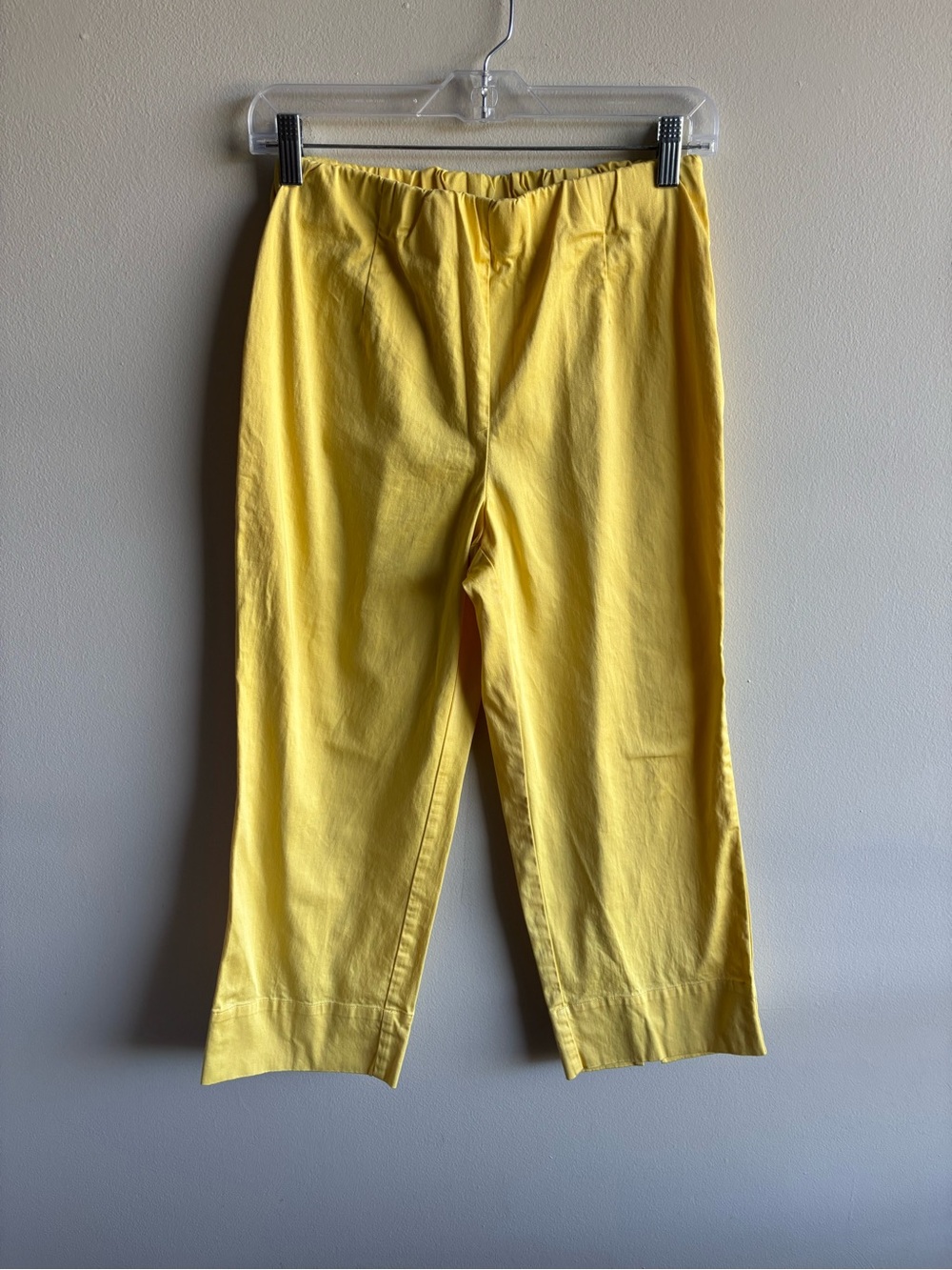 Susan Graver Bright Yellow Capris Size S